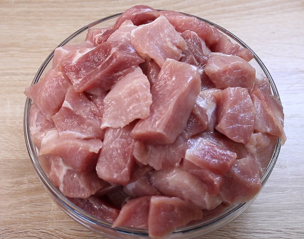 нарезанные ксочки свинины 